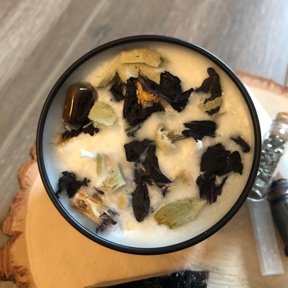 *Warm Magic* 4oz Soy Wax Candle - Picture 1 of 6